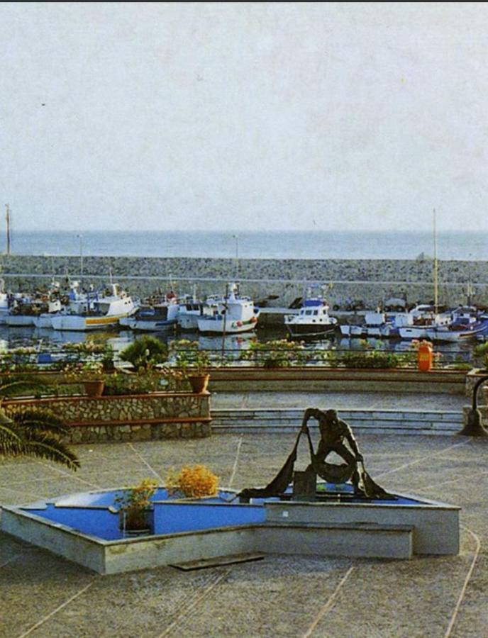 Casa Alice Hotel Isola delle Femmine Kültér fotó